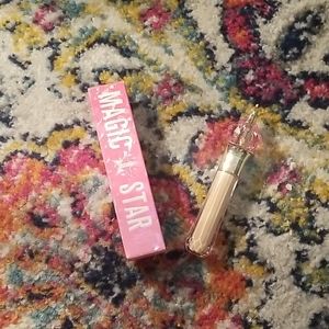 Magic Star liquid concealer (yellow)